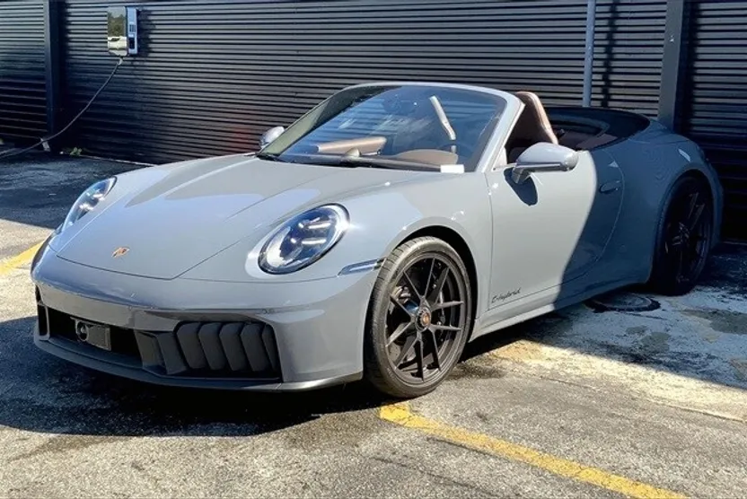 2025 Porsche 911 GTS photo 1