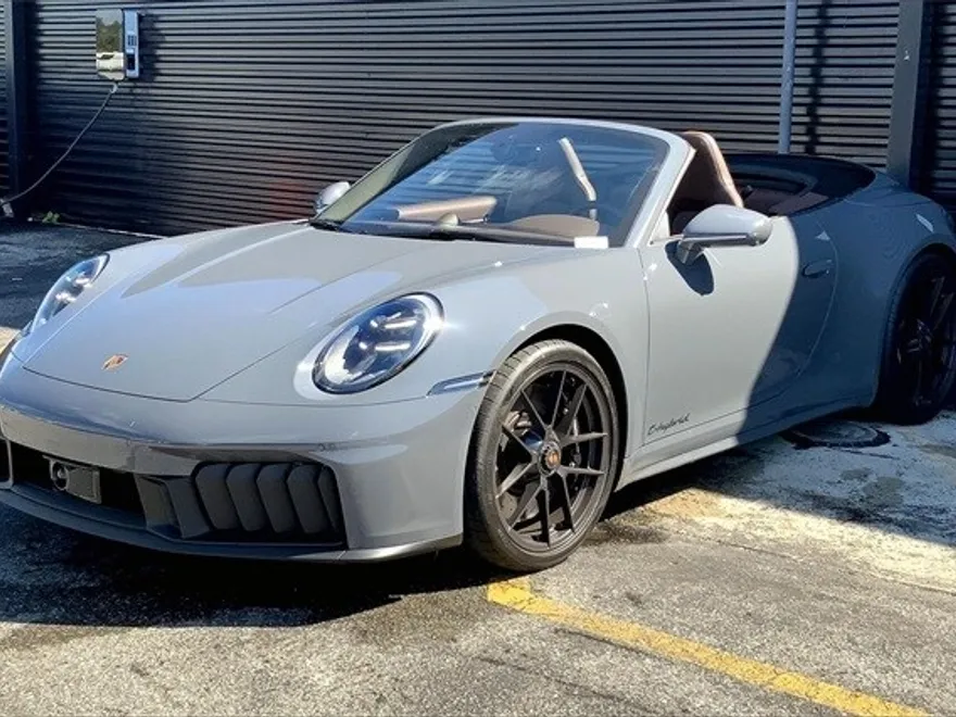 2025 Porsche 911 GTS photo 1