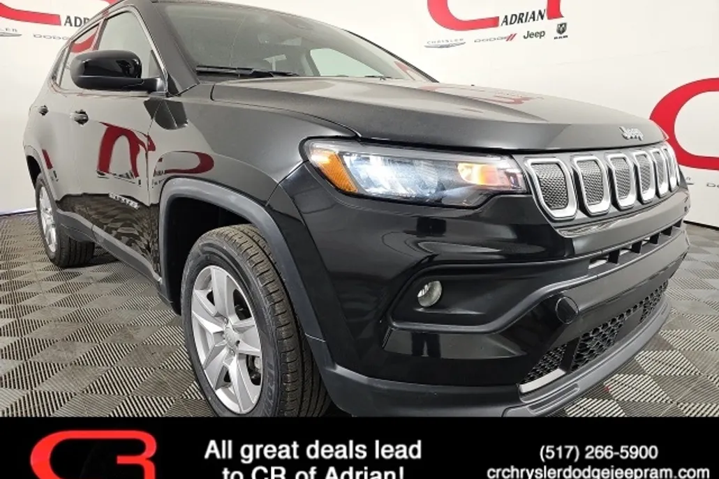 2022 Jeep Compass Latitude photo 1