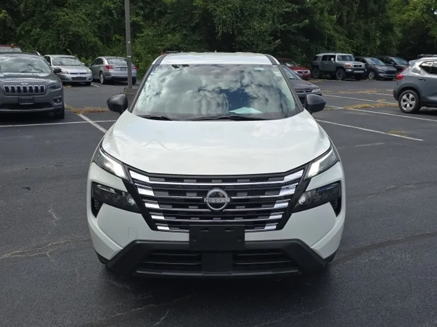 2024 Nissan Rogue S photo 1