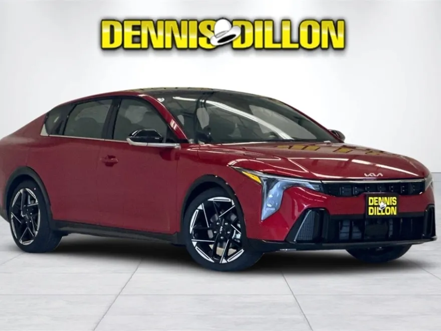 2025 Kia K4 GT-Line photo 1