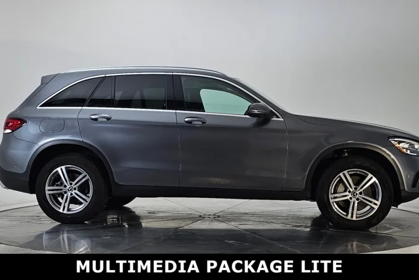 2022 Mercedes Benz GLC 300 4MATIC photo 1