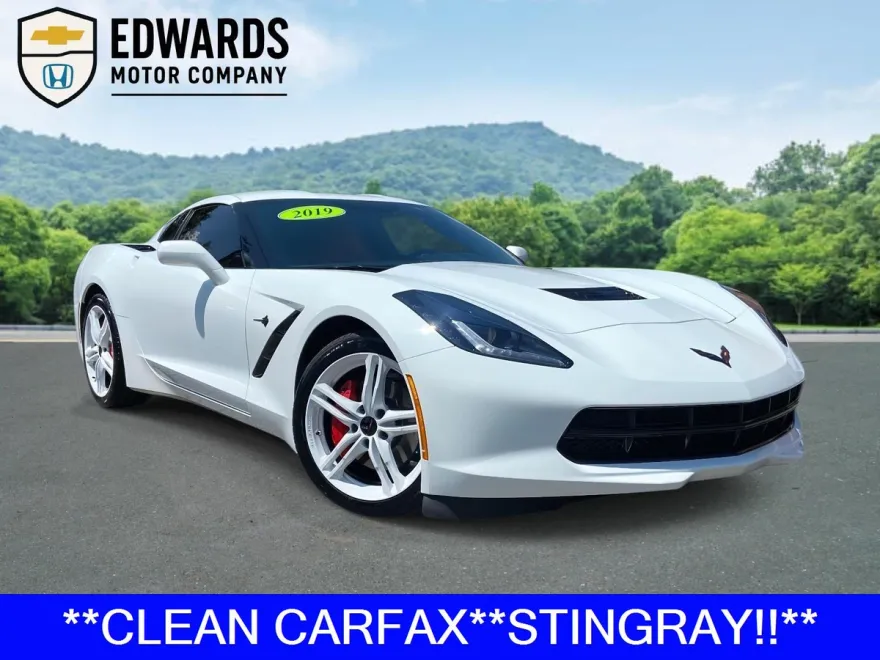 2019 Chevrolet Corvette Stingray 1LT photo 1