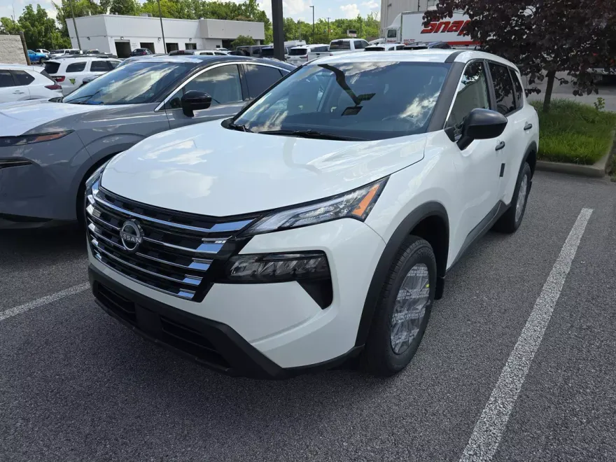 2025 Nissan Rogue S photo 1