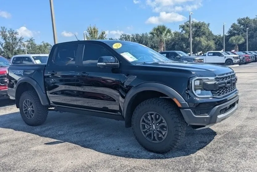 2024 Ford Ranger Raptor photo 1