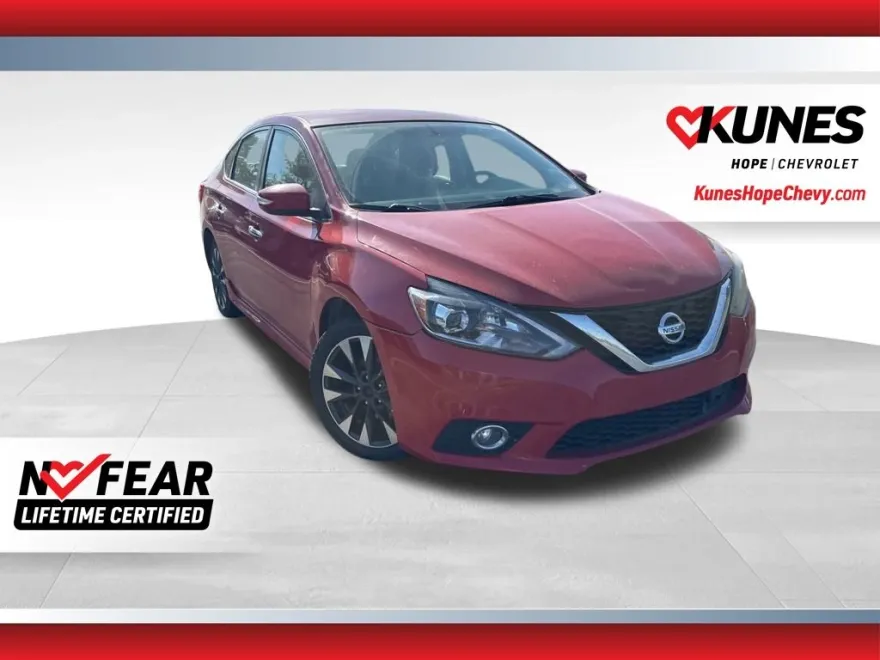 2019 Nissan Sentra SR photo 1