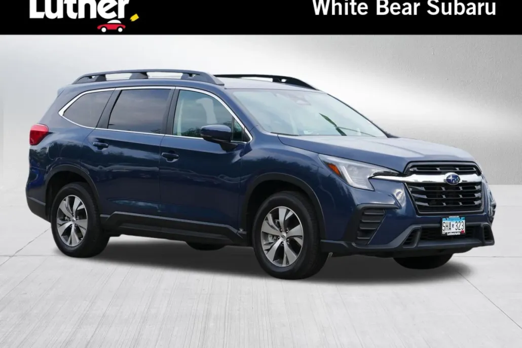 2024 Subaru Ascent Premium photo 1