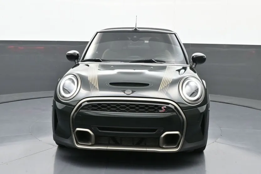 2024 Mini Cooper S Iconic photo 1