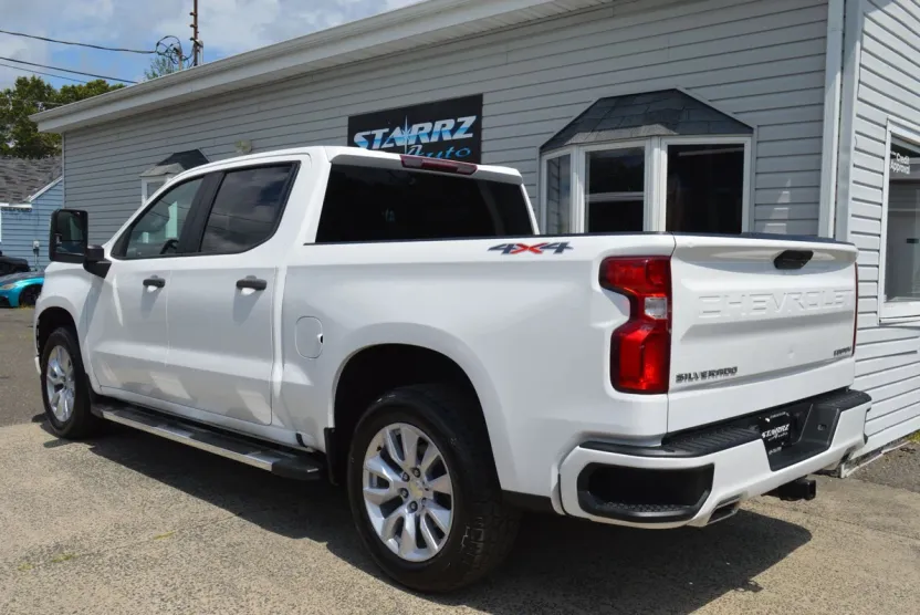 2020 Chevrolet Silverado 1500 Custom photo 1