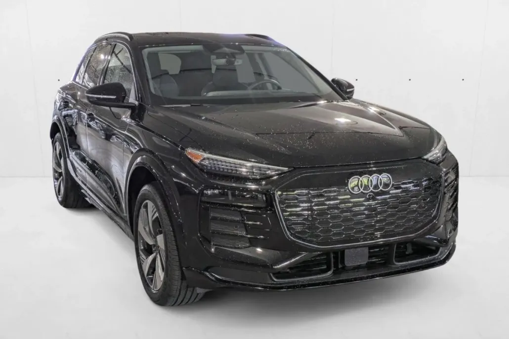 2025 Audi Q6 E-tron Premium Plus photo 1