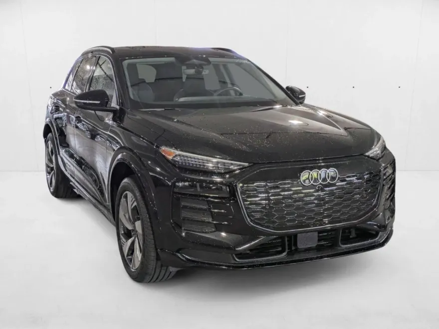 2025 Audi Q6 E-tron Premium Plus photo 1