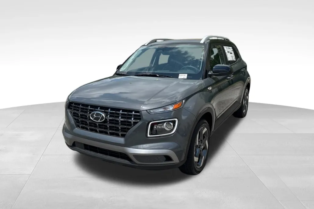 2025 Hyundai Venue Limited photo 1