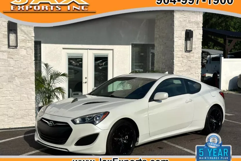 2013 Hyundai Genesis Coupe 2.0T photo 1