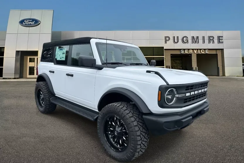 2025 Ford Bronco Base photo 1