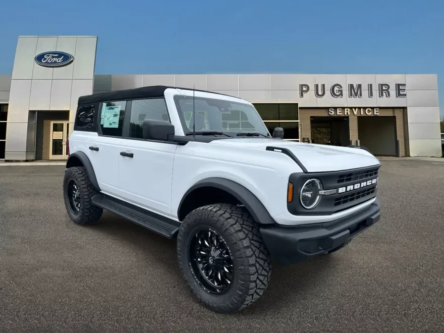 2025 Ford Bronco Base photo 1