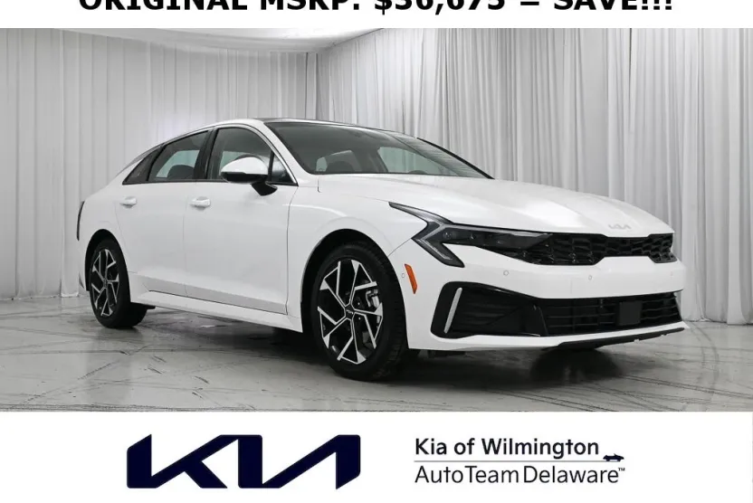 2025 Kia K5 EX photo 1