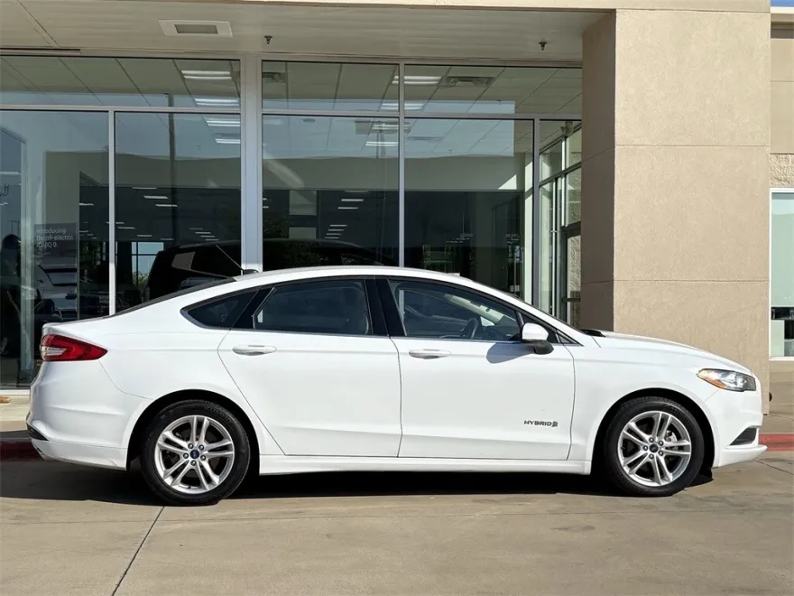 2018 Ford Fusion Hybrid S photo 1