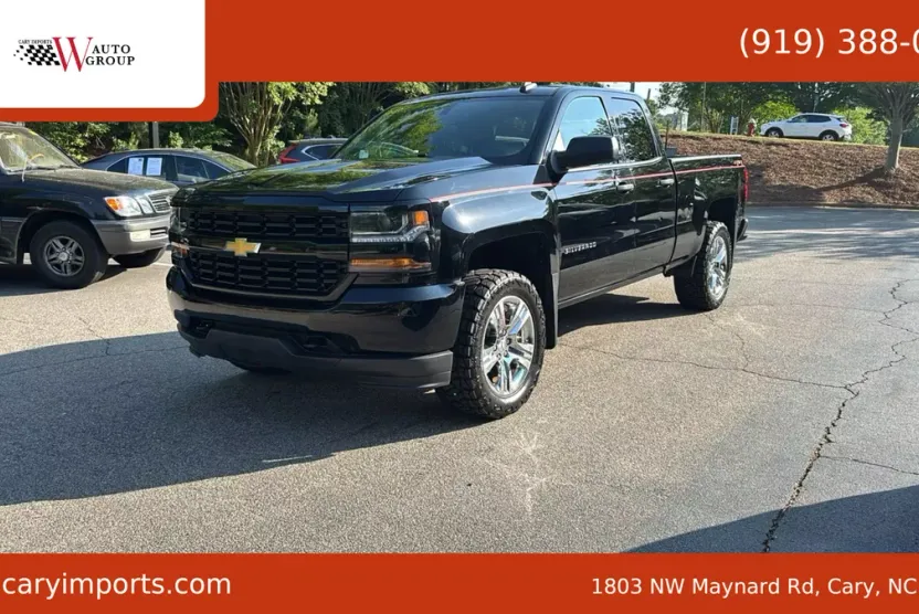 2018 Chevrolet Silverado 1500 Custom photo 1