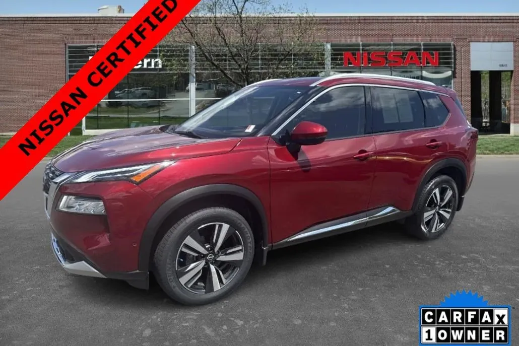 2022 Nissan Rogue Platinum photo 1