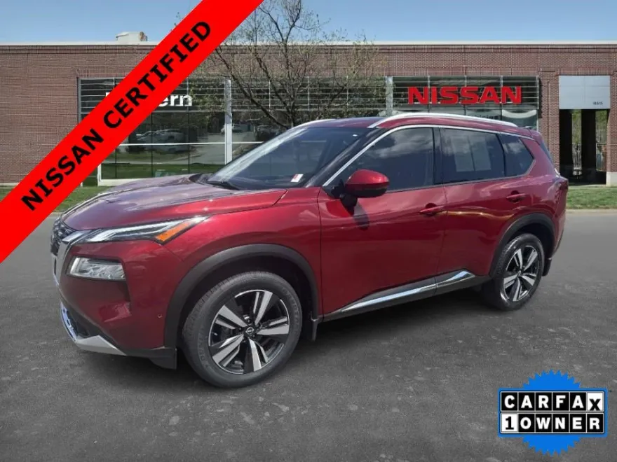 2022 Nissan Rogue Platinum photo 1
