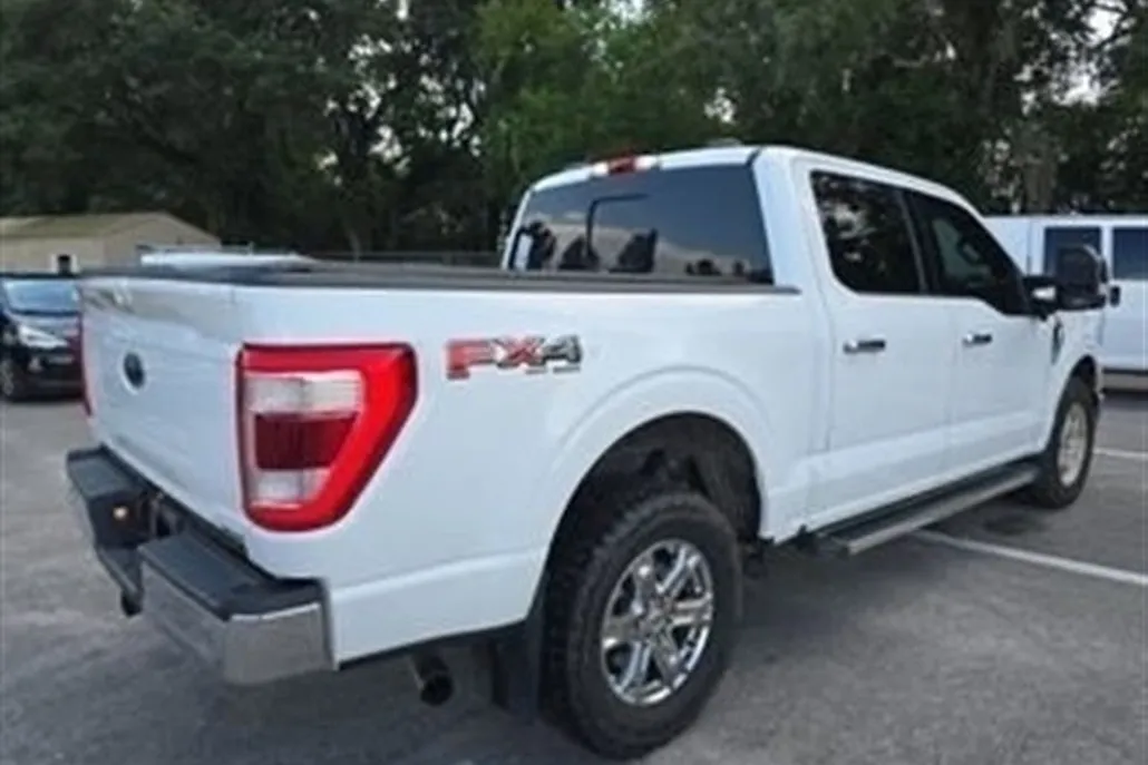 2022 Ford F-150 Lariat photo 1