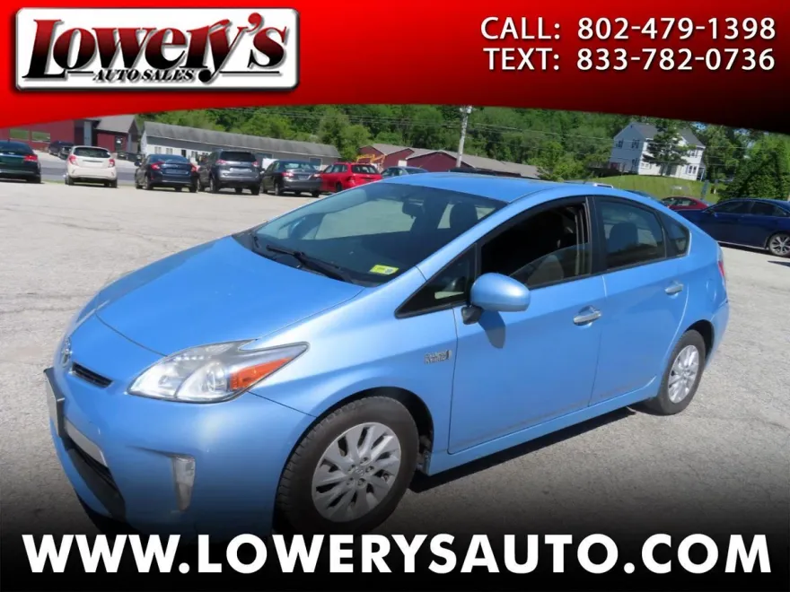2013 Toyota Prius Plug-in photo 1