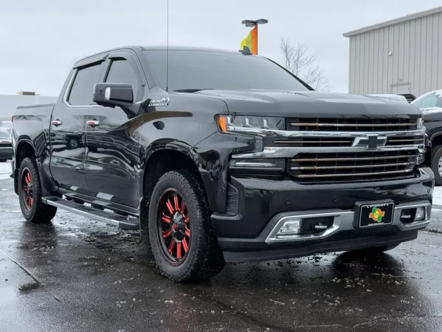 2019 Chevrolet Silverado 1500 High Country photo 2