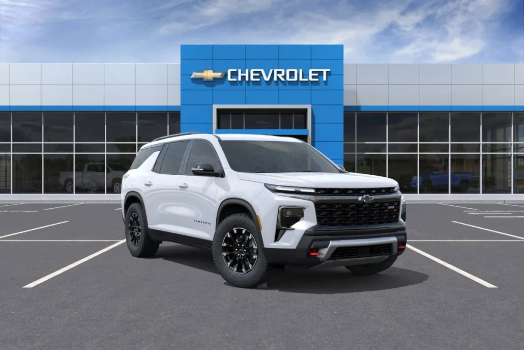 2026 Chevrolet Traverse Z71 photo 1