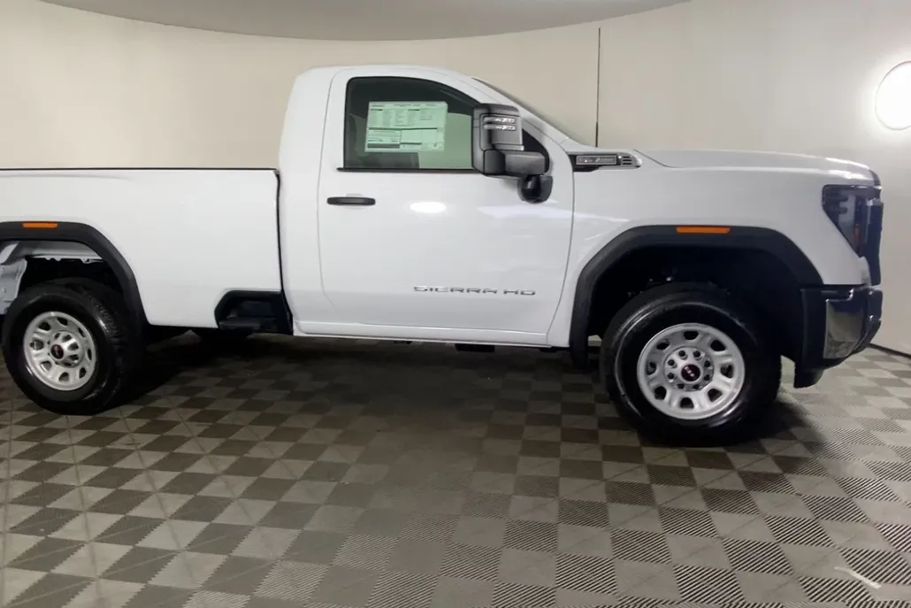 2025 Gmc Sierra 2500 Pro photo 1
