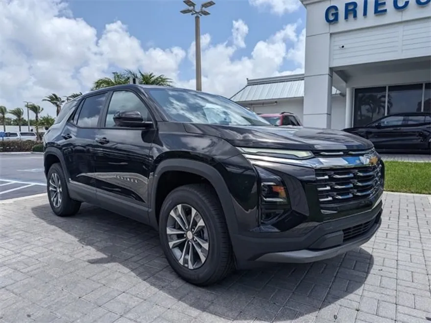 2026 Chevrolet Equinox LT photo 1
