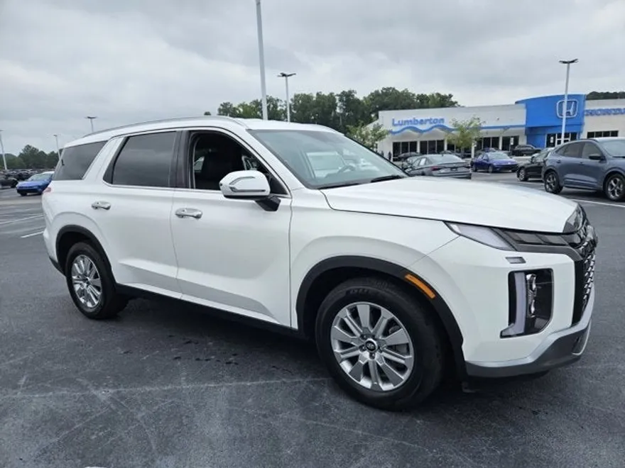 2024 Hyundai Palisade SEL photo 1