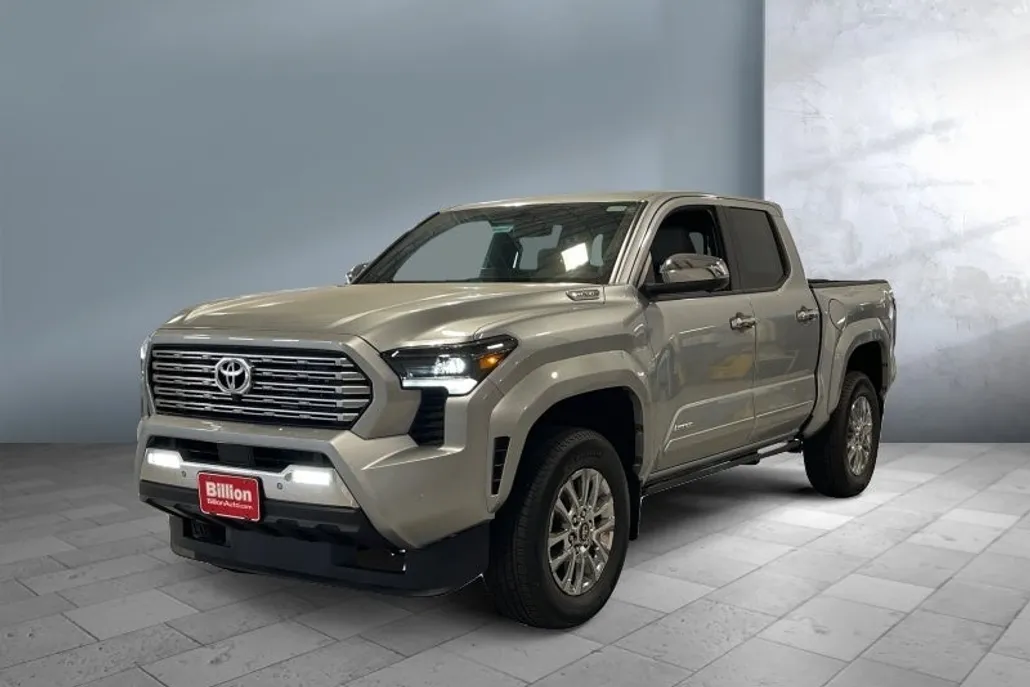 2025 Toyota Tacoma TRD Sport photo 1