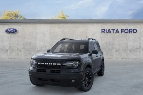 2025 Ford Bronco Sport Outer Banks photo 2
