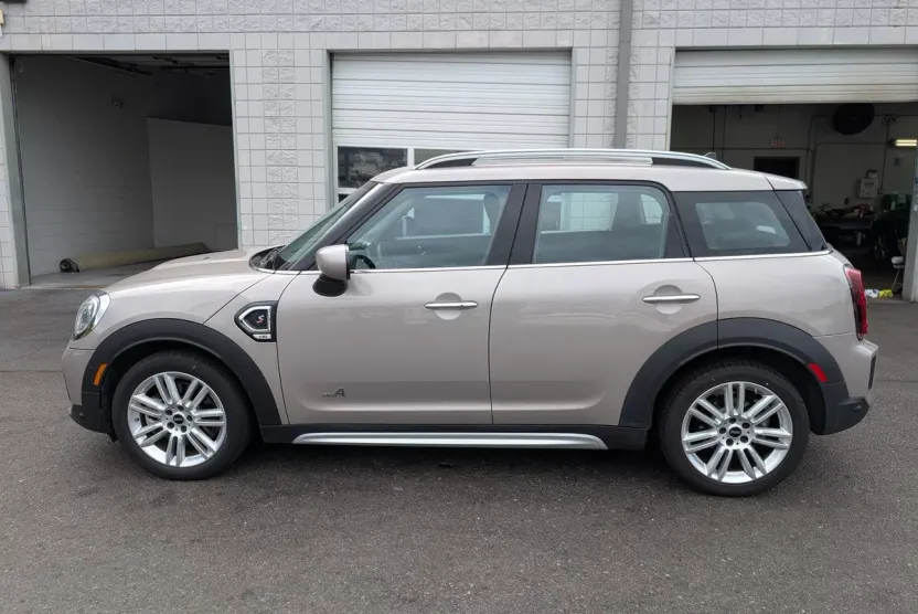 2024 Mini Countryman S ALL4 photo 1