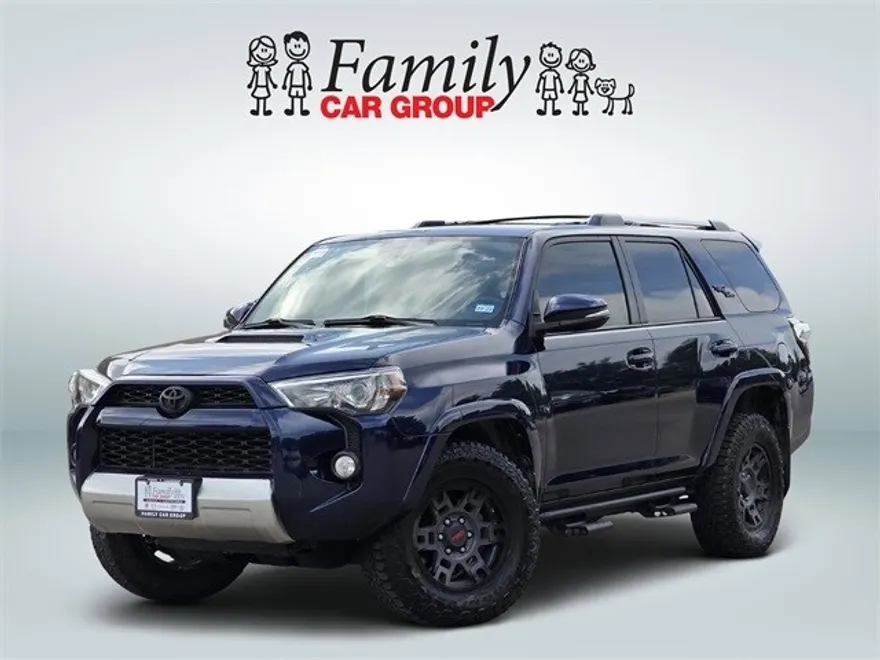 2018 Toyota 4Runner TRD Off-Road photo 1
