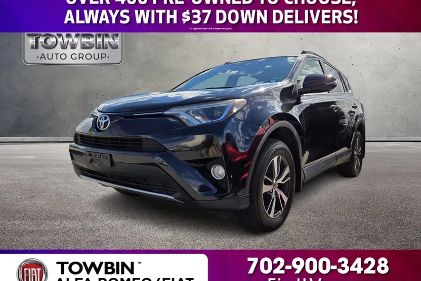 2016 Toyota RAV4 XLE photo 1