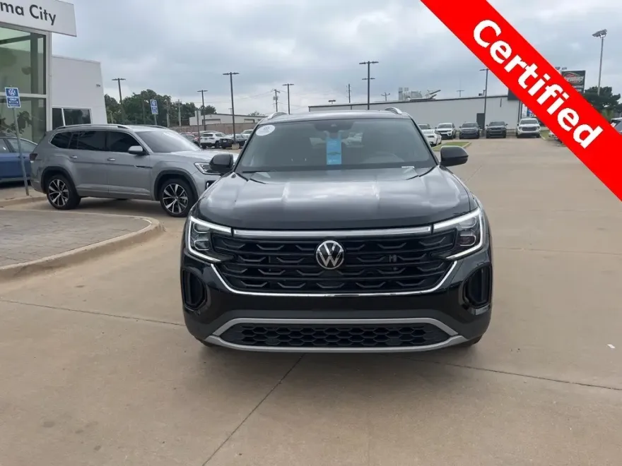 2025 Volkswagen Atlas Cross Sport SE Technology photo 1