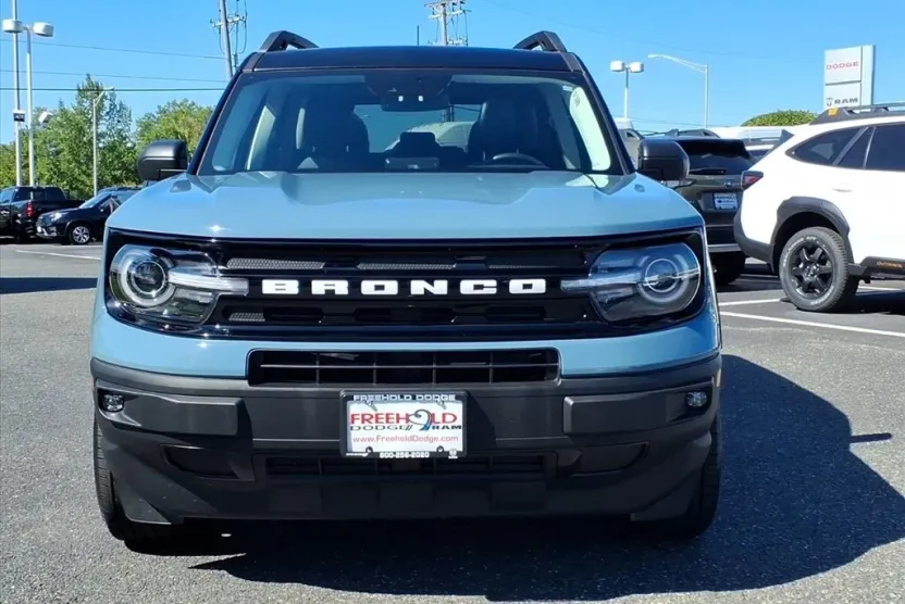 2022 Ford Bronco Sport Outer Banks photo 1