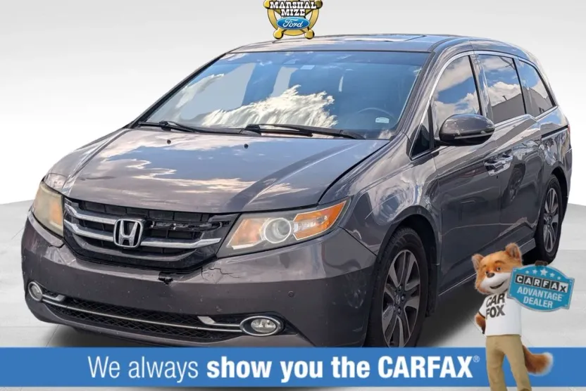2014 Honda Odyssey Touring photo 1