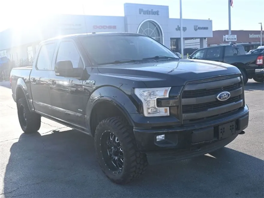 2017 Ford F-150 Lariat photo 1
