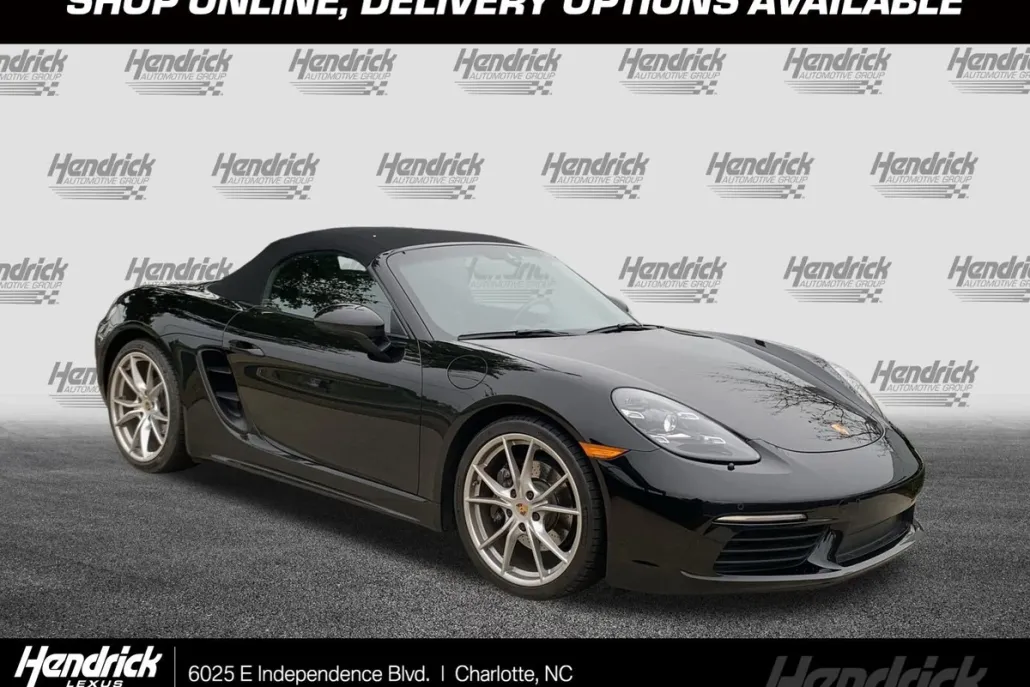 2022 Porsche Boxster photo 1
