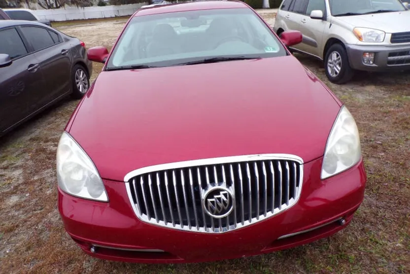 2011 Buick Lucerne CXL photo 1
