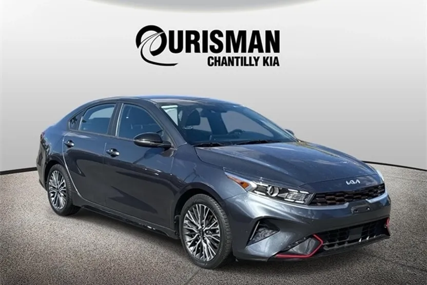 2023 Kia Forte GT-Line photo 1