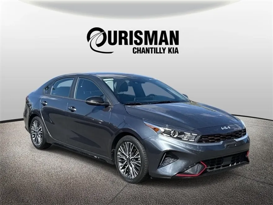 2023 Kia Forte GT-Line photo 1
