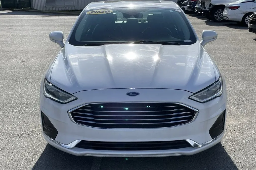 2020 Ford Fusion SEL photo 1