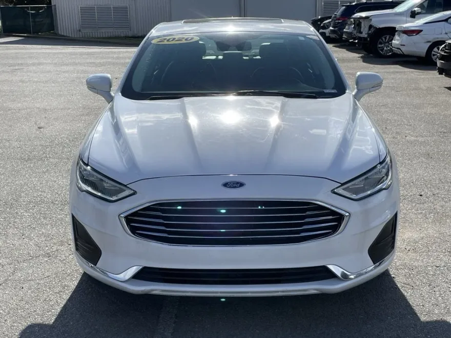2020 Ford Fusion SEL photo 1