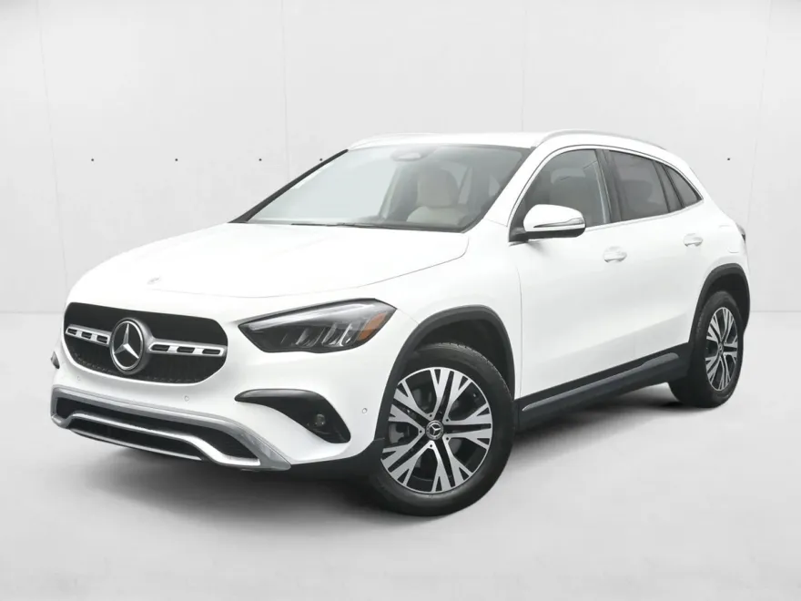 2025 Mercedes Benz GLA 250 4MATIC photo 1