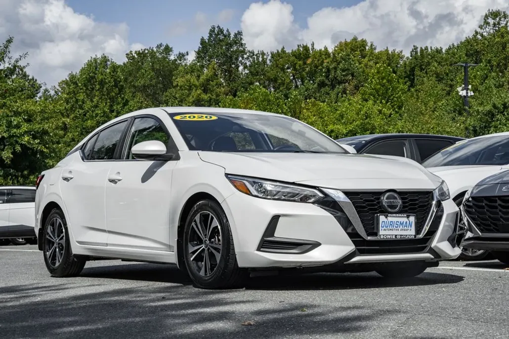 2020 Nissan Sentra SV photo 1