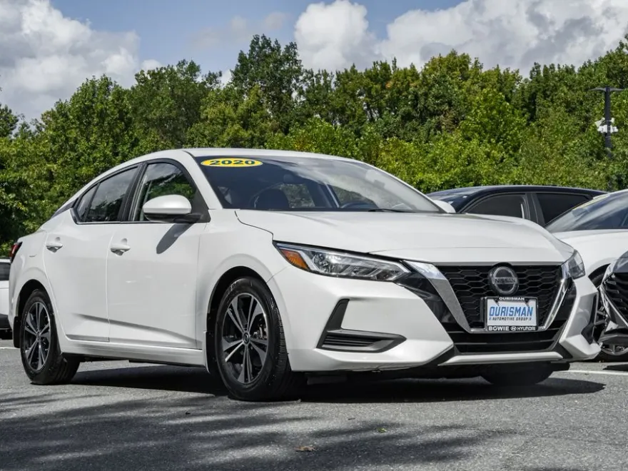 2020 Nissan Sentra SV photo 1
