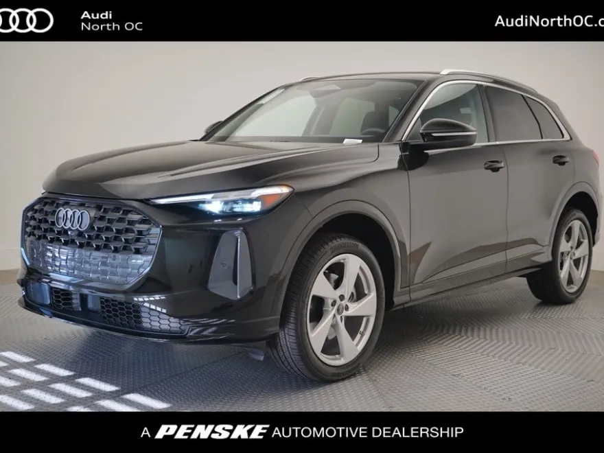 2025 Audi Q5 2.0T Premium Plus photo 1